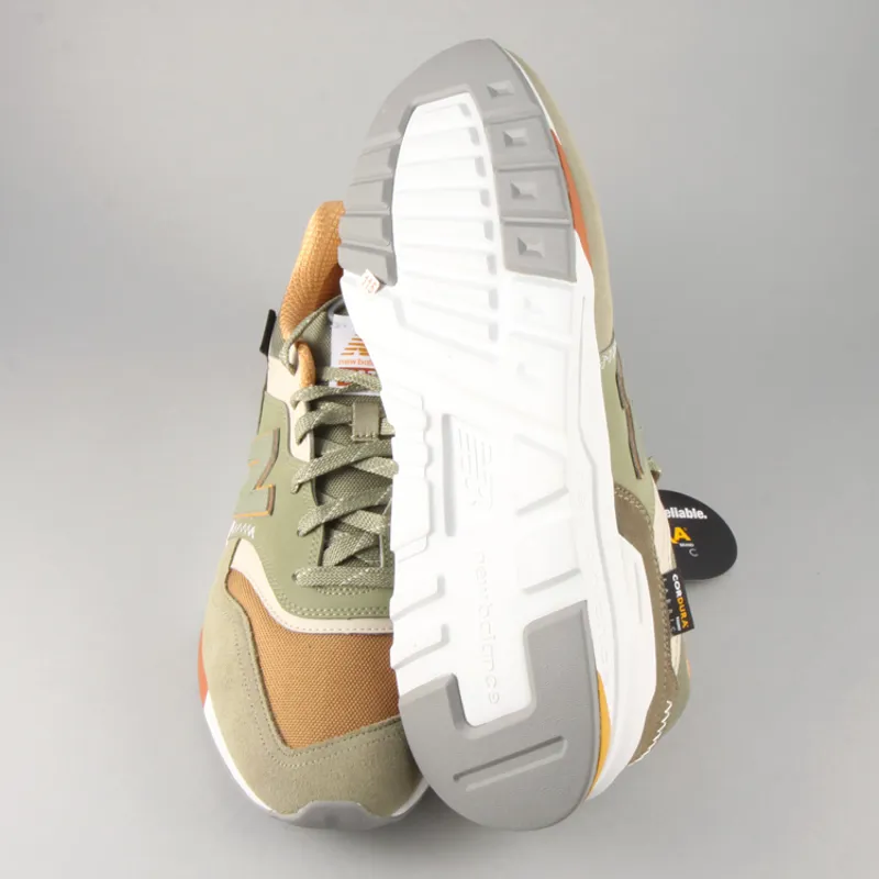New Balance CM997HTJ True Camo Golden Hour